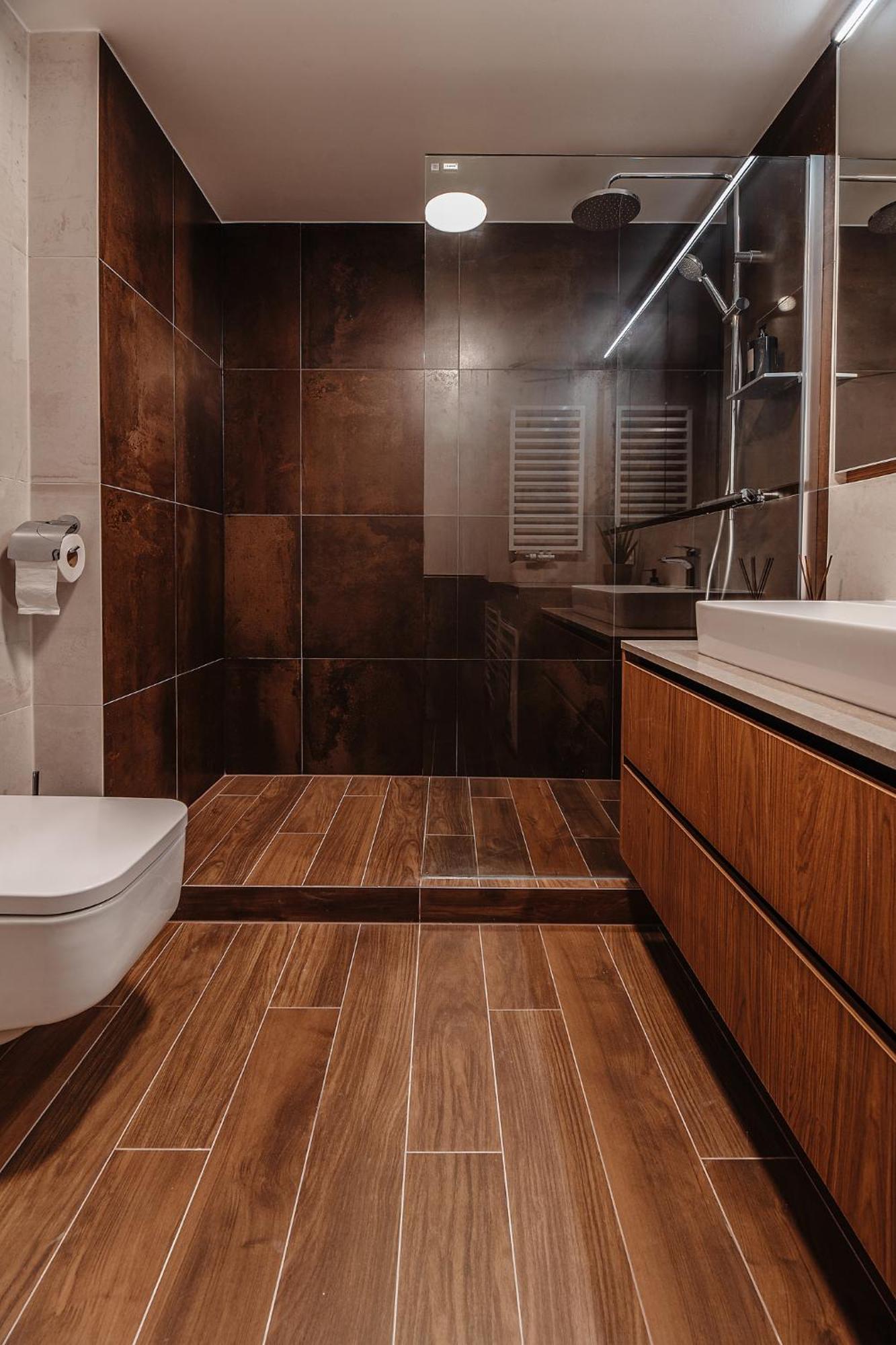 Premium Suite, River & Old Town View,free Parking Apartmán *