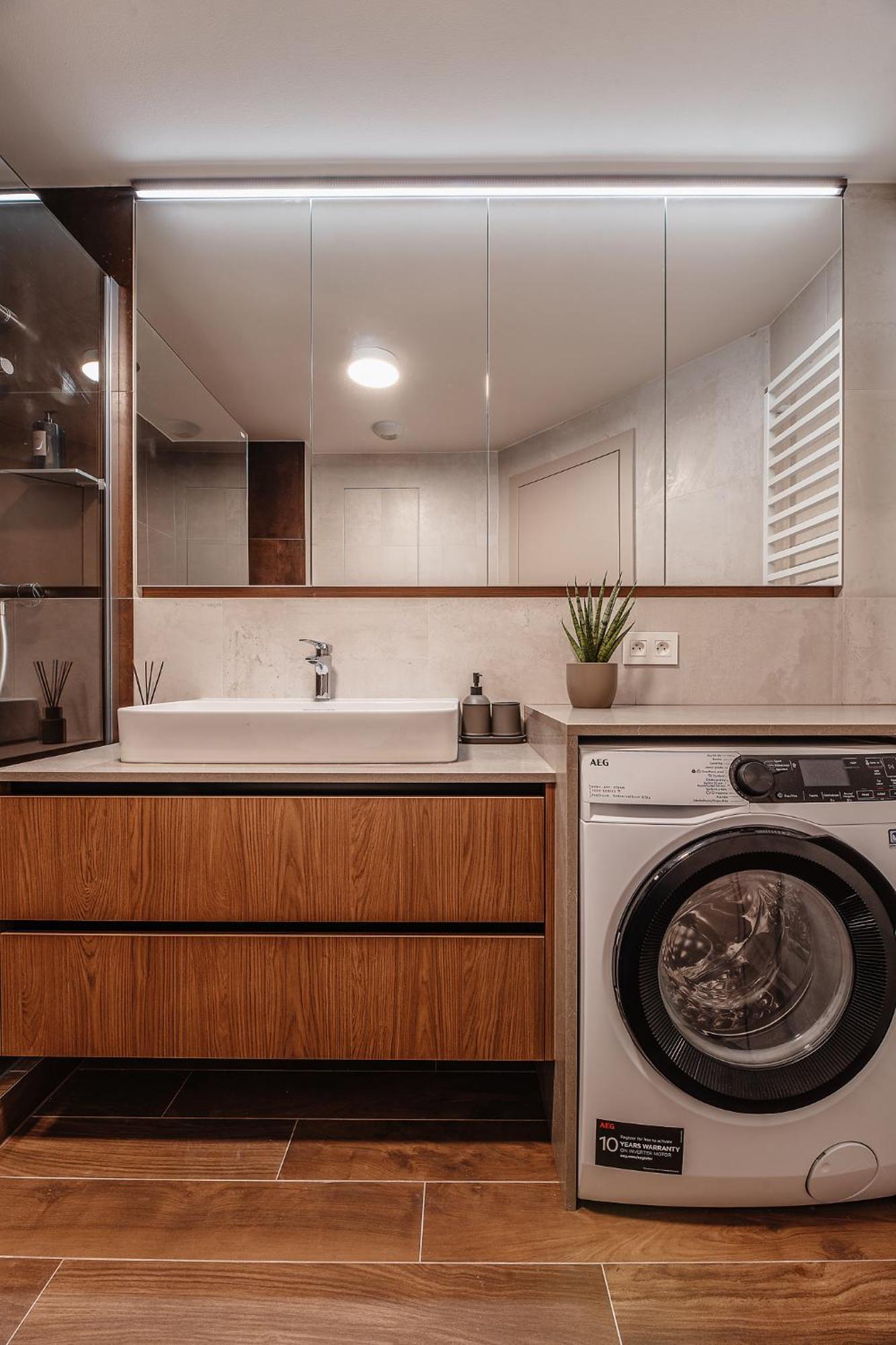 Apartmán Premium Suite, River & Old Town View,free Parking